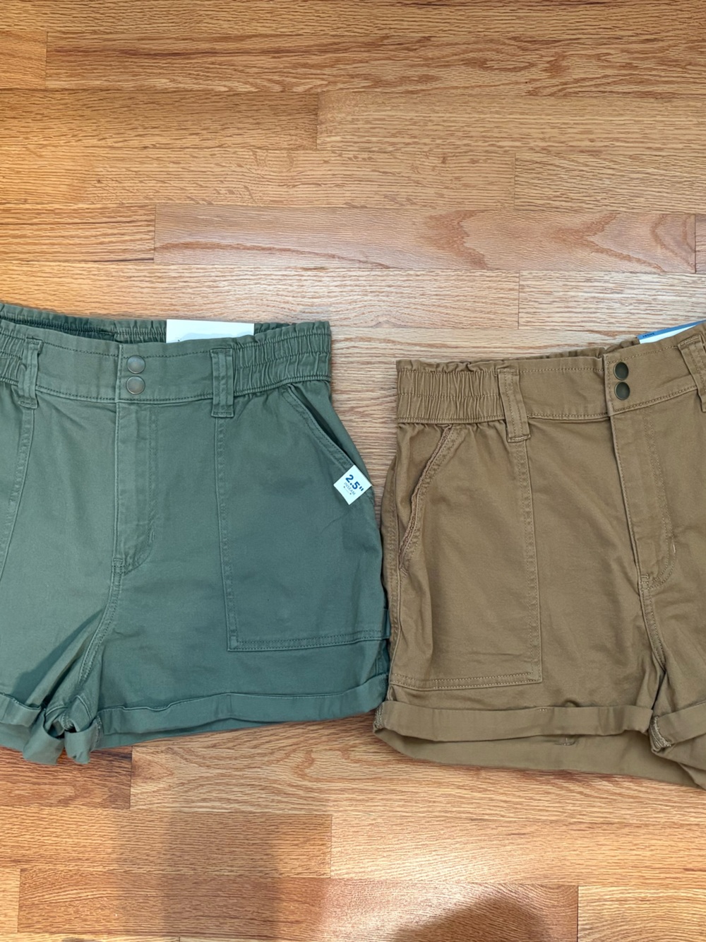 NWT Arizona Jean Co High-Rise Pull-On Shorts Set (2 Pairs) - Women’s Size 14 - Picture 2 of 7